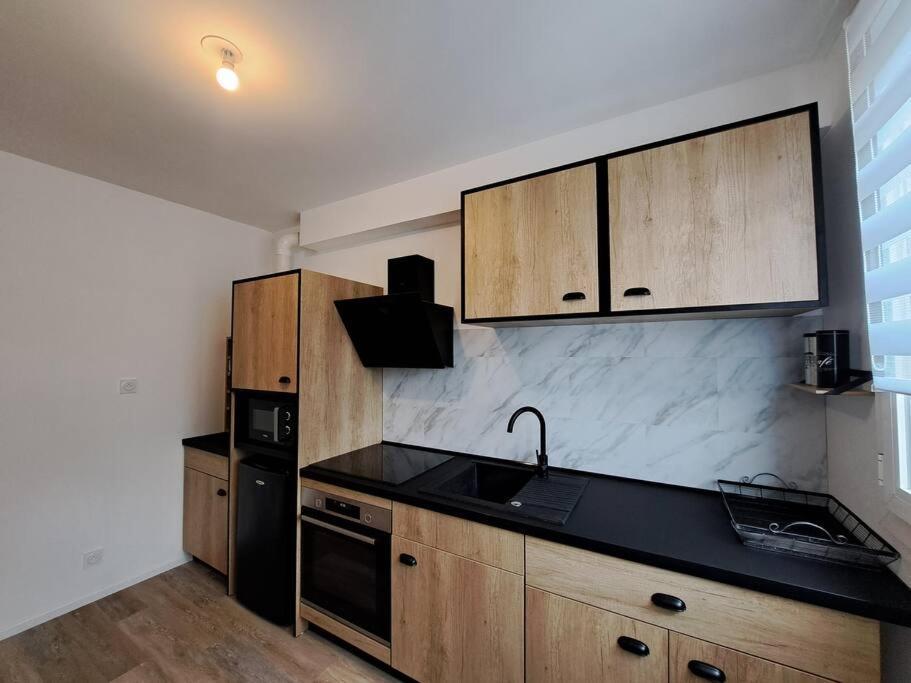 Apartamento Camden - Exterieur Et Parking Reims Exterior foto