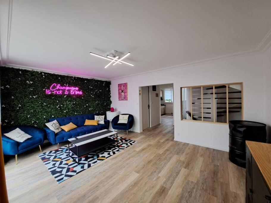 Apartamento Camden - Exterieur Et Parking Reims Exterior foto